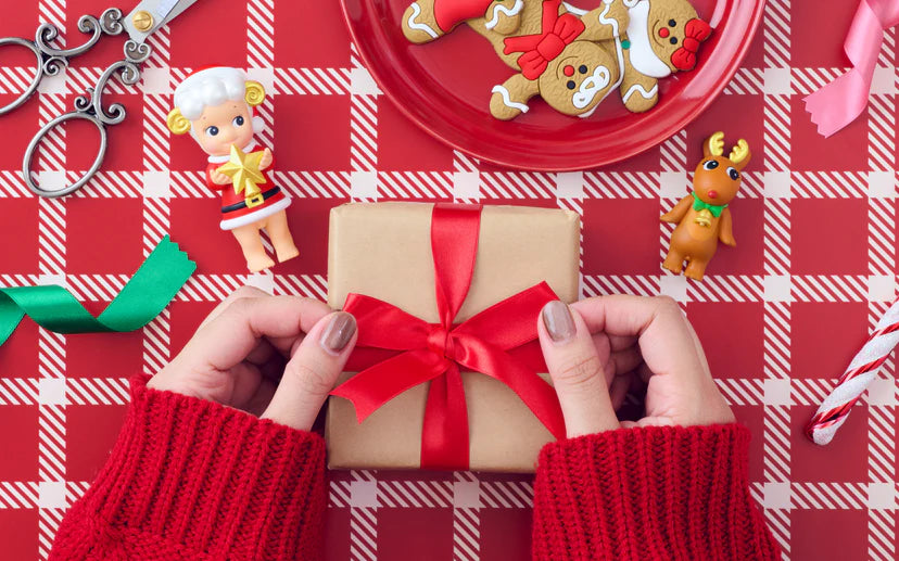 Sonny Angel Santa's Little Helper series